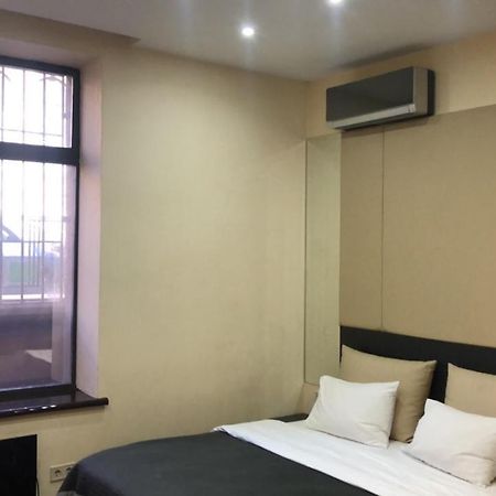 Malon Apartments Odessa Ngoại thất bức ảnh