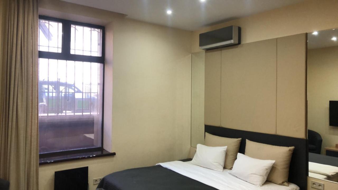 Malon Apartments Odessa Ngoại thất bức ảnh
