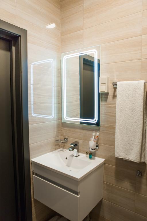 Malon Apartments Odessa Ngoại thất bức ảnh